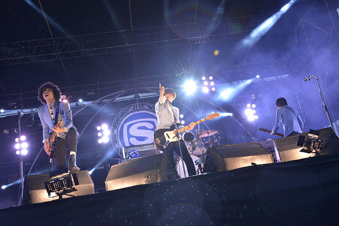 THE BAWDIES