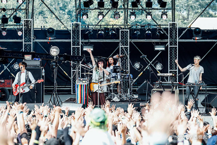 the telephones LIVE SPECIAL-SWEET LOVE SHOWER 2019-