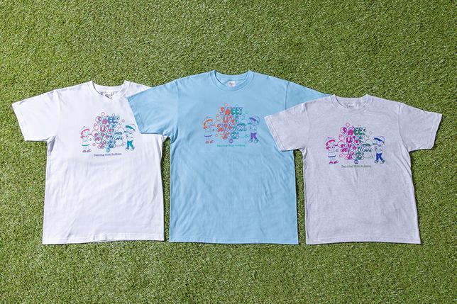 Blow bubbles Tシャツ